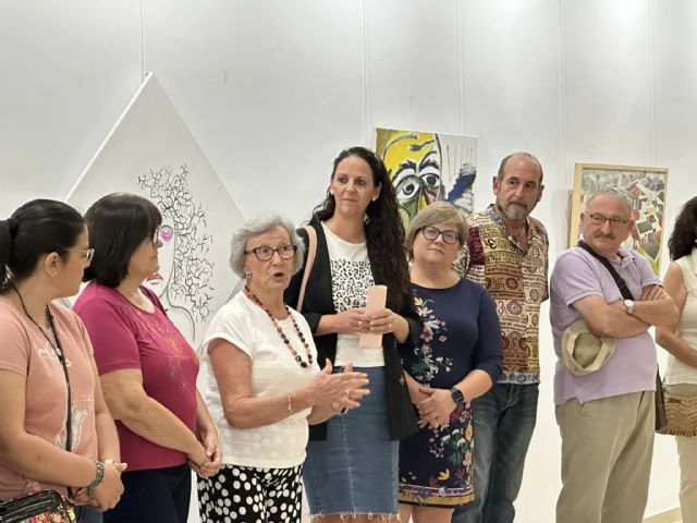 Fuente Álamo homenajea a Picasso en el 50 aniversario de su muerte: Una exposición en la que destaca el talento local