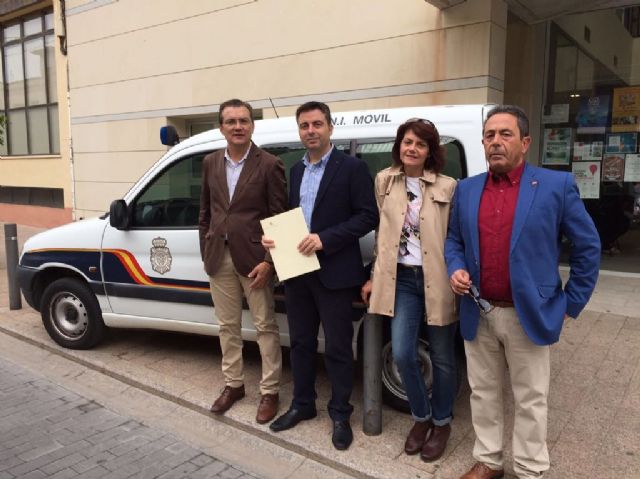 Ciudadanos exige al delegado del Gobierno medidas para reducir las listas de espera de hasta cuatro meses para expedir el DNI a los vecinos de Fuente Álamo