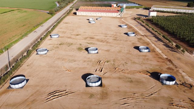 Nanopartículas, bacterias y geomembranas para reducir hasta un 90% la emisión de amoníaco en las balsas de purines