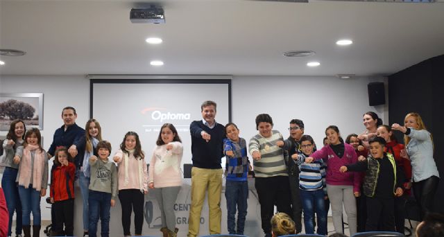 Podómetros digitales para combatir la obesidad infantil