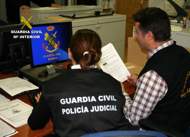 La Guardia Civil detiene a una persona por delitos de daños informáticos y extorsión a una empresa de Fuente Álamo